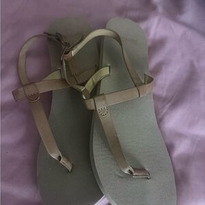 Sanuk Tan Women's Sandals